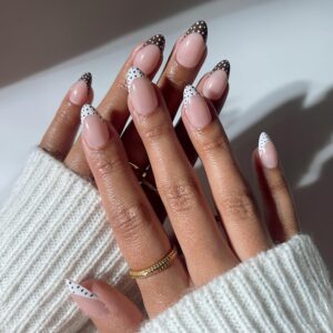 Glamnetic Polka Dot French Tips Press On Nails Almond 30PCS