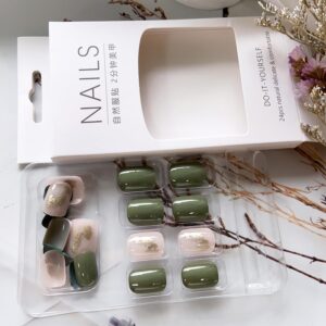 Green Leopard Gold Foil Press On Nails Short Square 24PCS