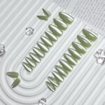 Cat Eye Sage Green Press On Nails Almond 30 Pcs Glitter