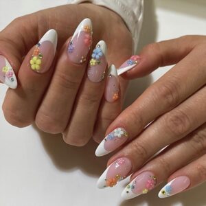 White French Tip Press On Nails Almond 3D Flower 24 Pcs